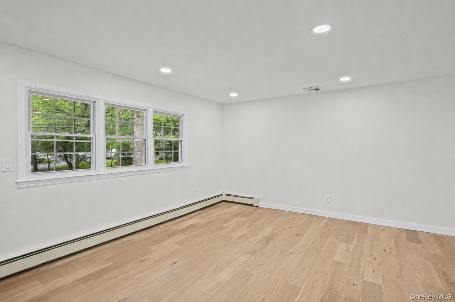 1 Gables Boulevard – For Sale photo 5
