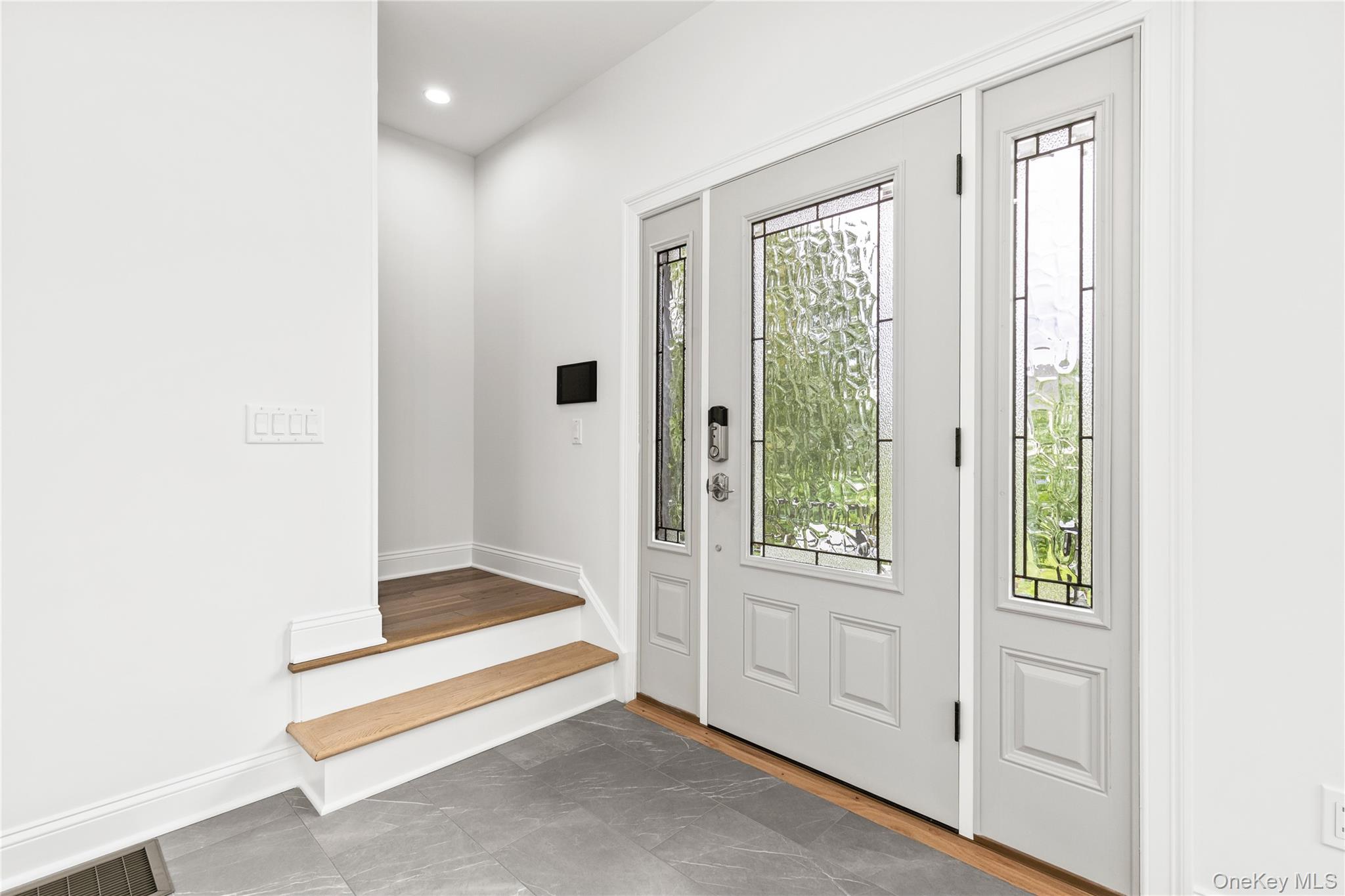 535 2nd Street, Unit Duplex “L” photo 3