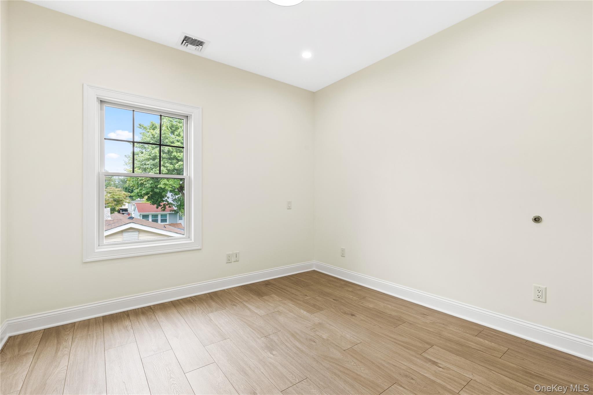 535 2nd Street, Unit Duplex “L” photo 21