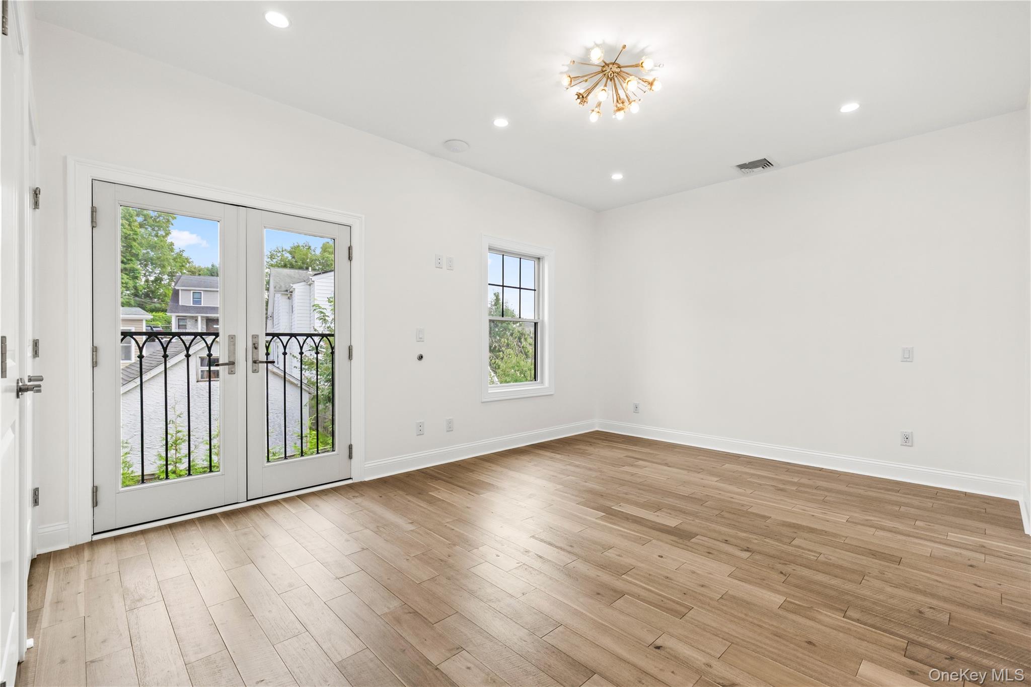 535 2nd Street, Unit Duplex “R” photo 12