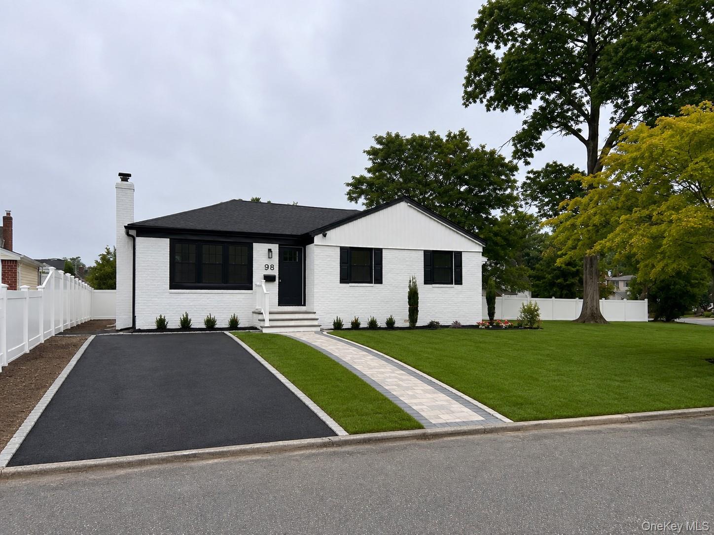 98 Beecher Road – For Sale
