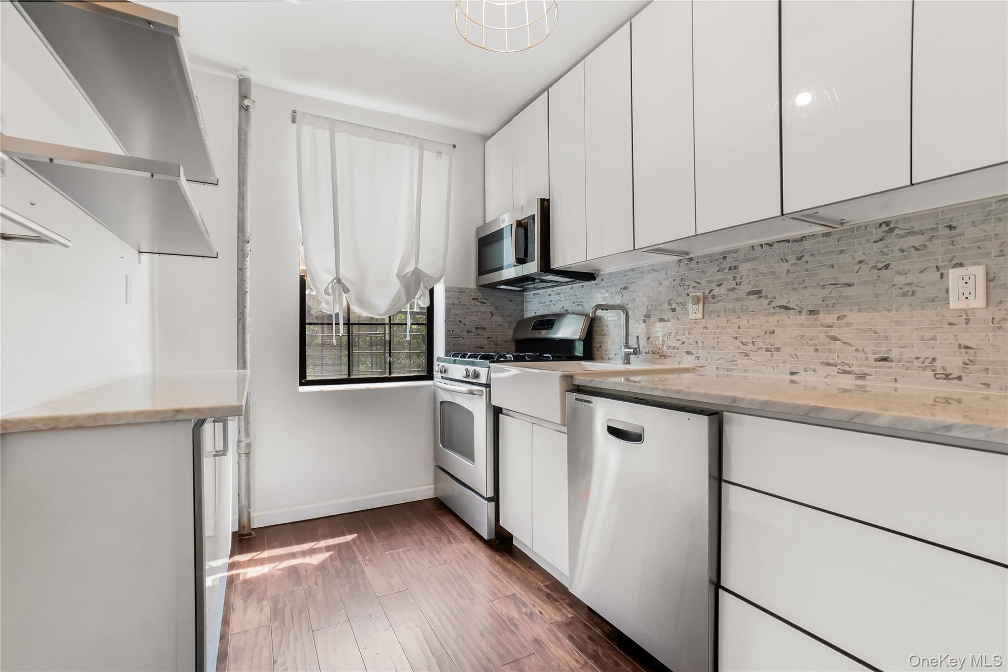 43-17 47th Street, Unit D-43 photo 6