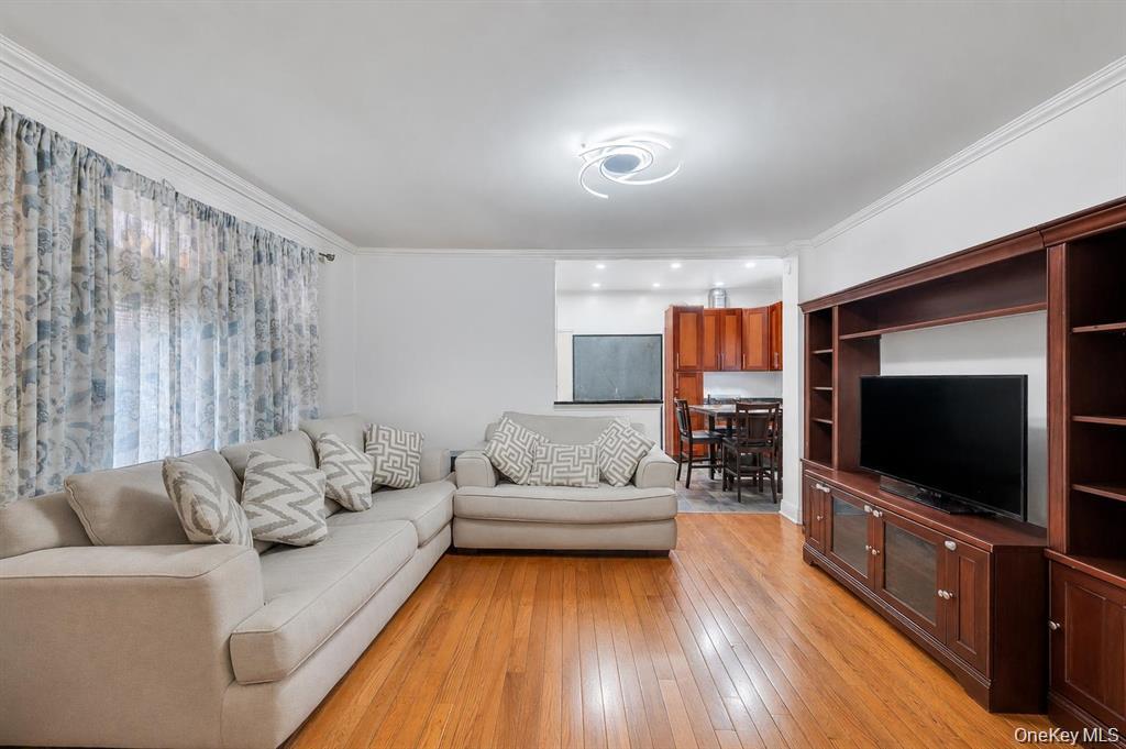 10530 Van Wyck Expressway – For Sale photo 12