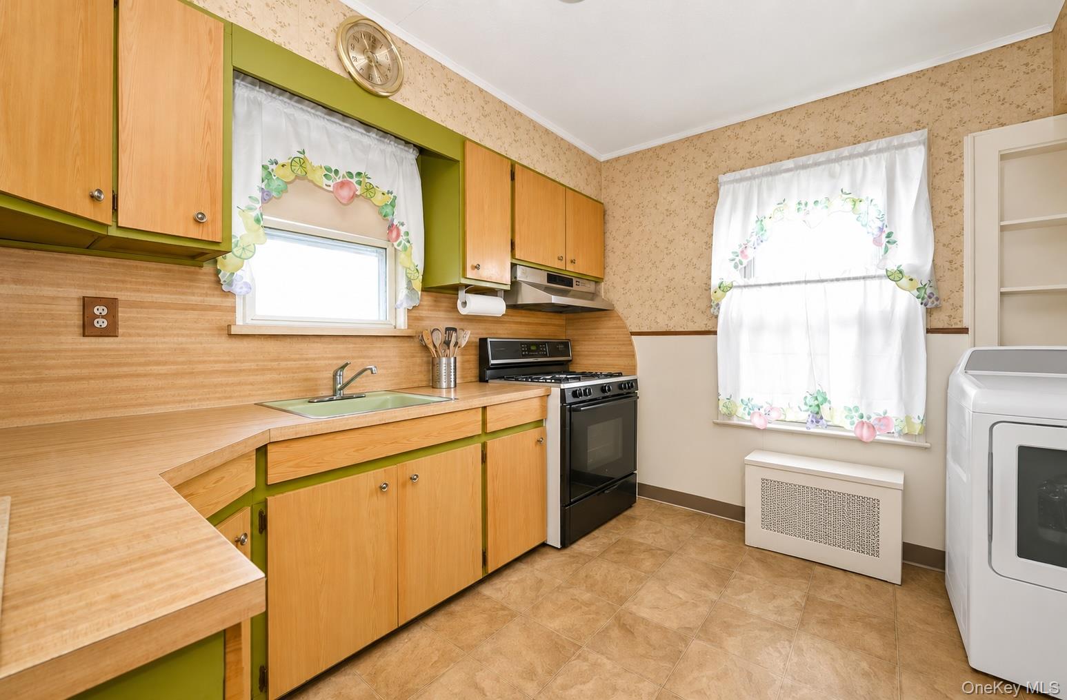 114-31 210th Street – For Sale photo 3