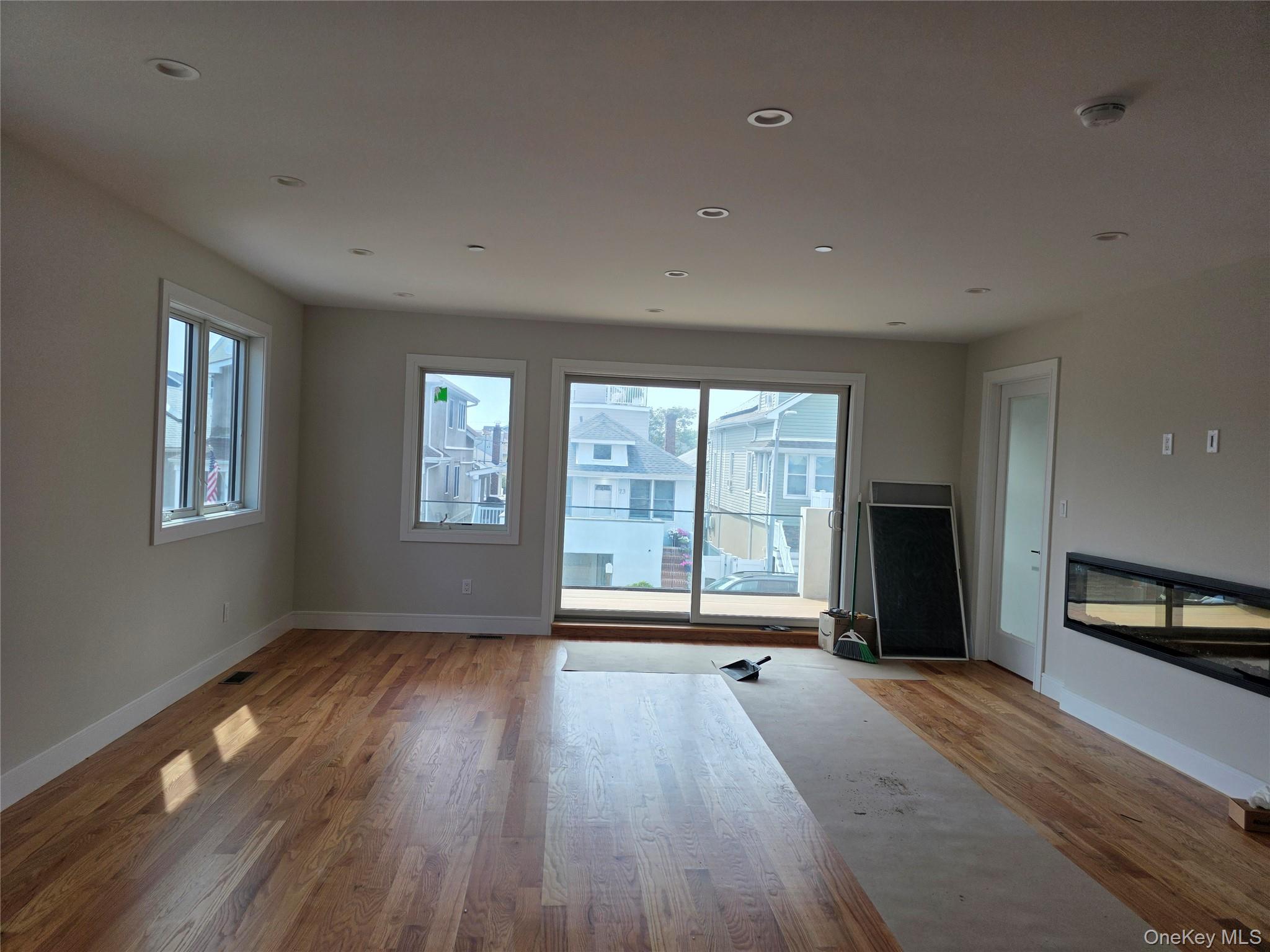 72 Ohio Avenue, Unit Lower photo 4