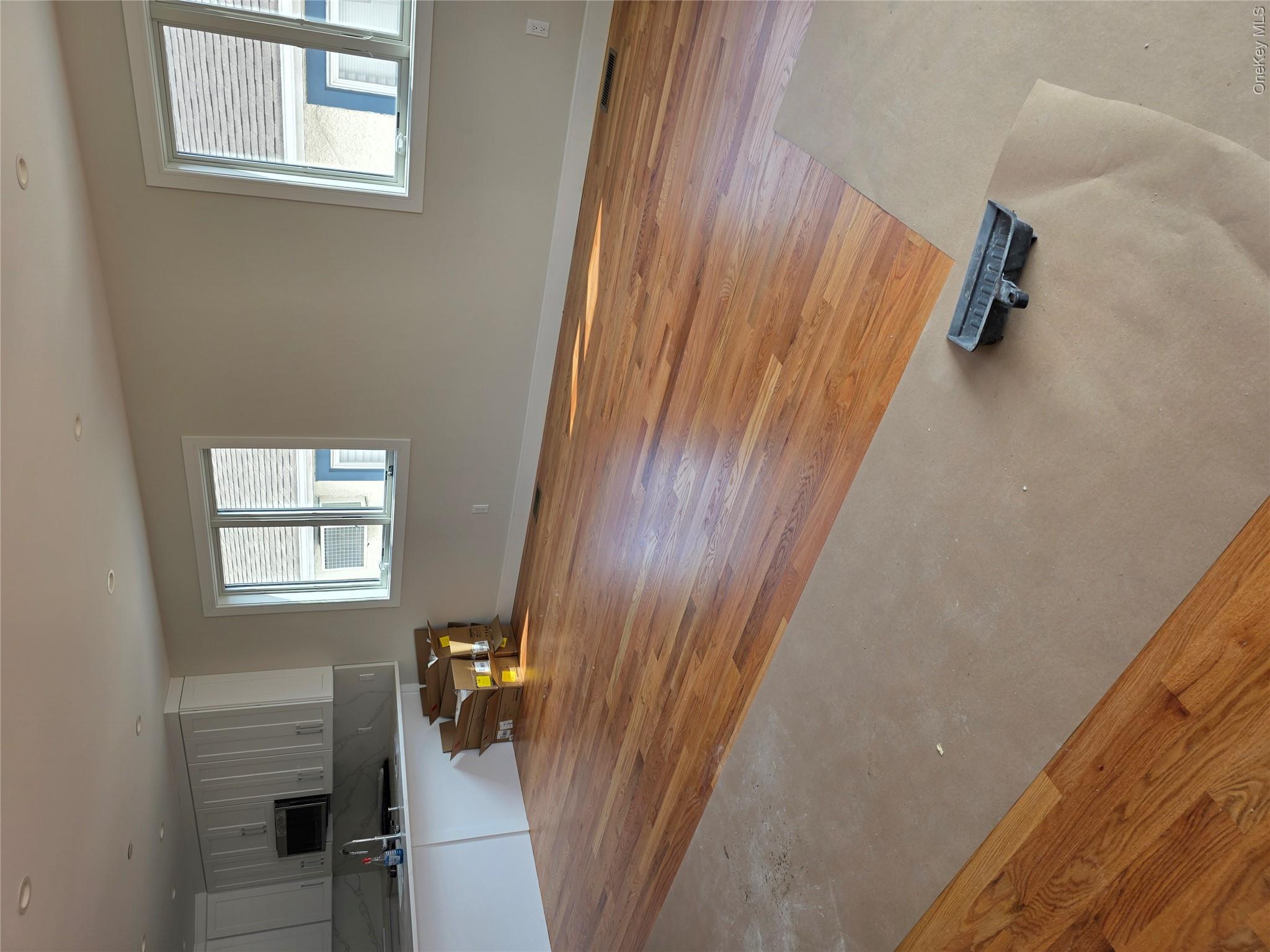 72 Ohio Avenue, Unit Lower photo 3