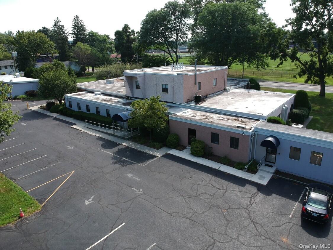 216 Congers Road, Unit Building 1