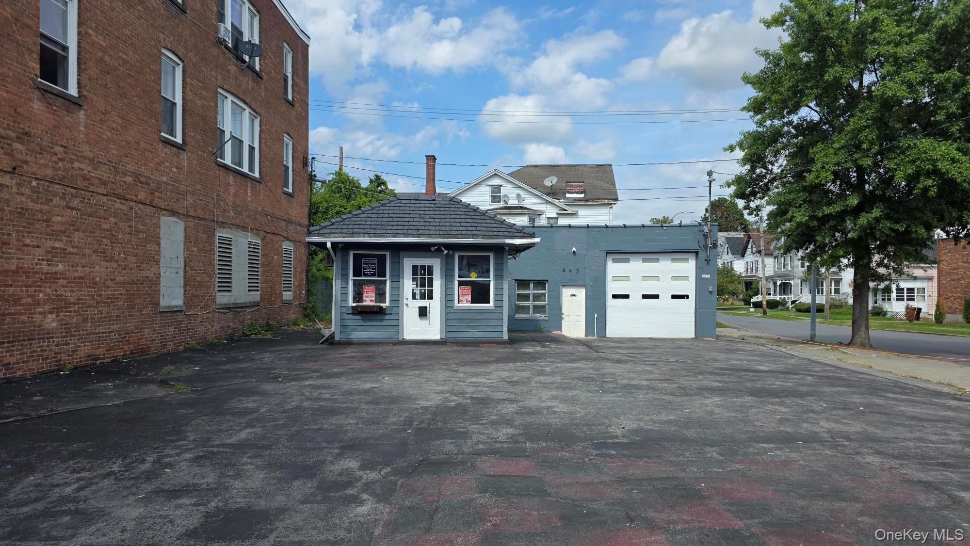 643 Main Street – For Sale photo 2