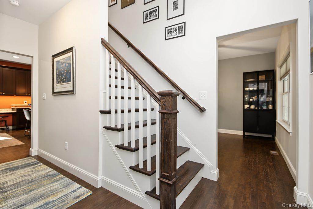 25 Pirog Road – For Sale photo 6