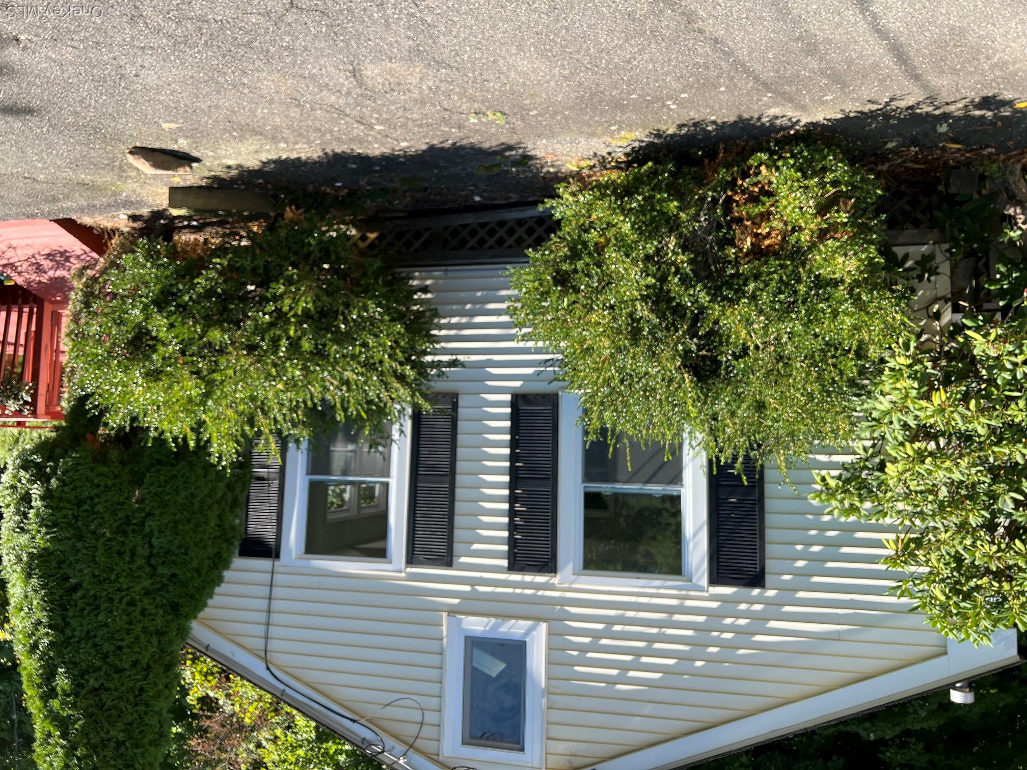 418 Christian Herald Road – For Rent