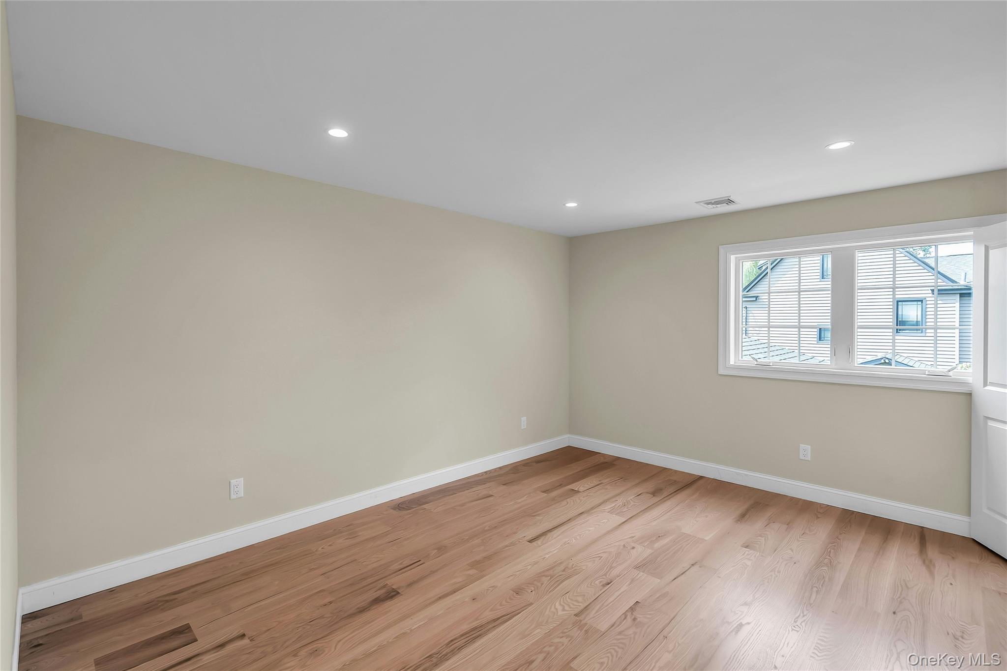 52 Linden Avenue – For Sale photo 28