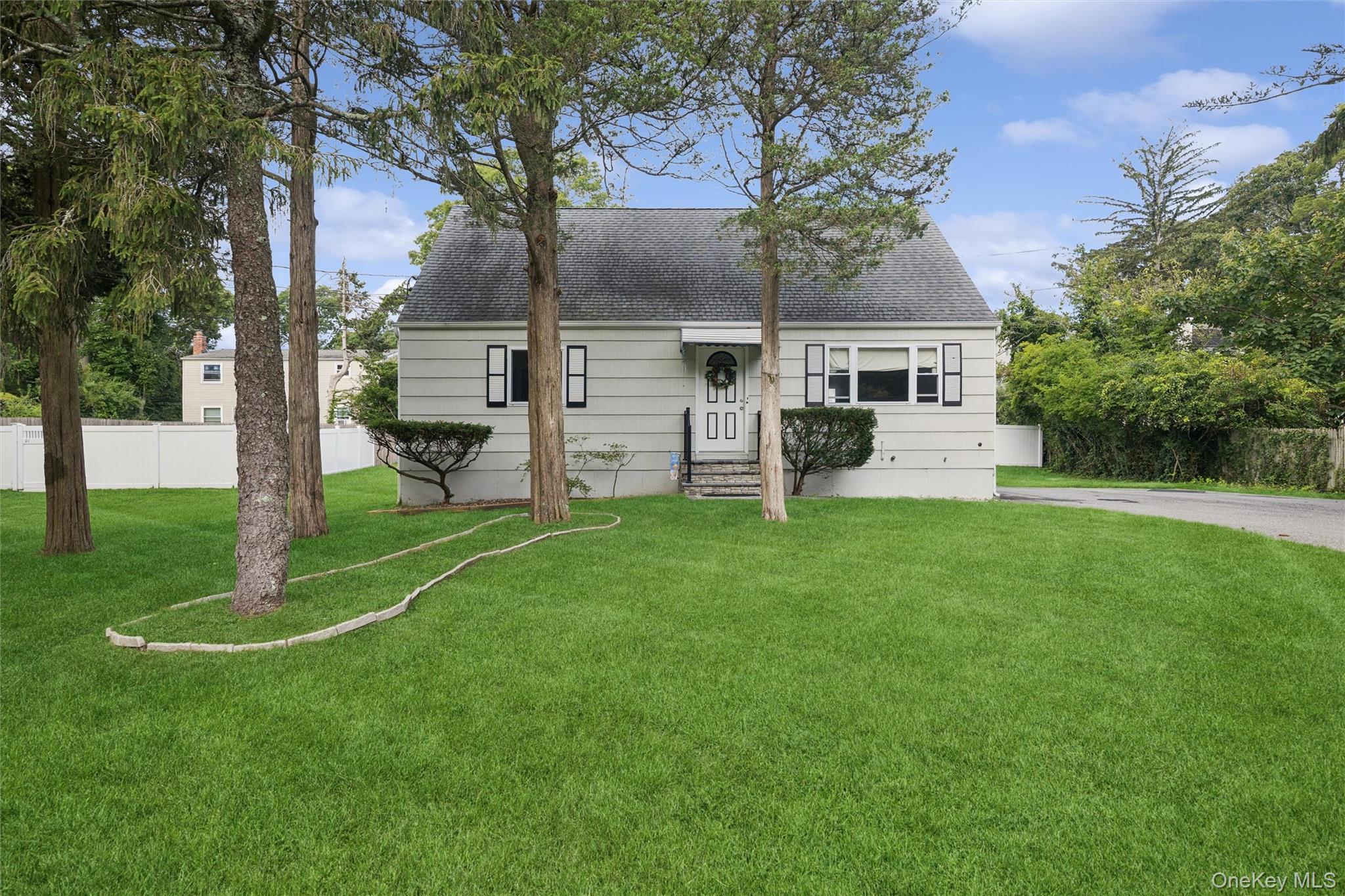 544 Park Avenue – For Sale photo 27