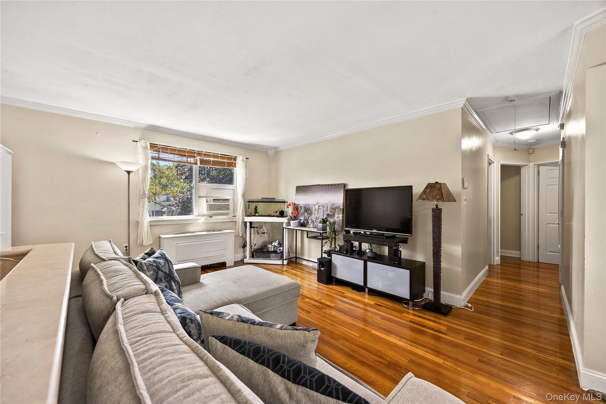 68-01 Bell Boulevard, Unit Upper photo 3