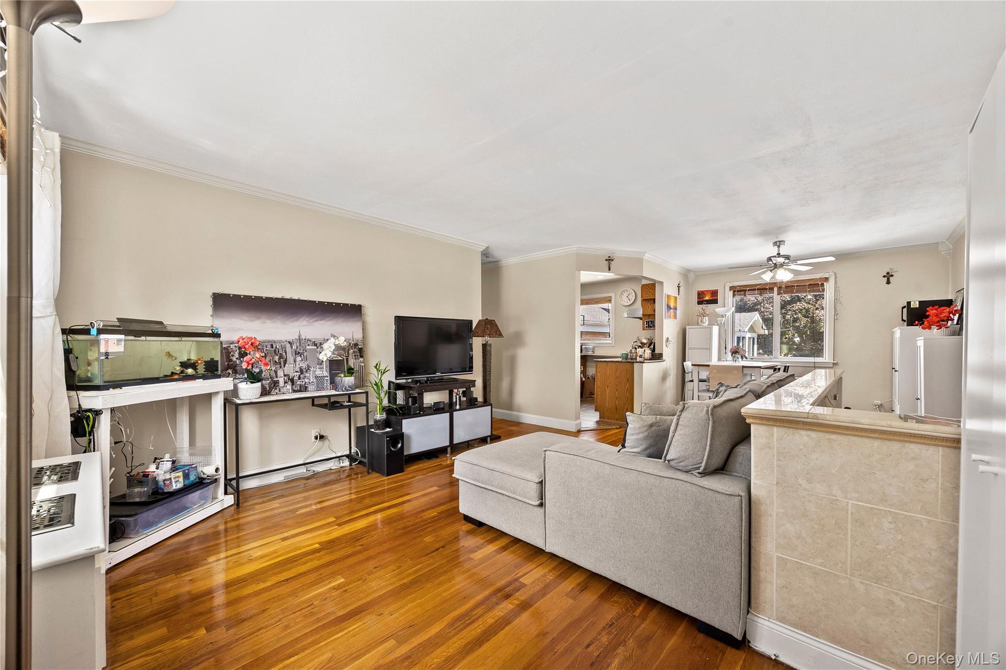 68-01 Bell Boulevard, Unit Upper photo 4