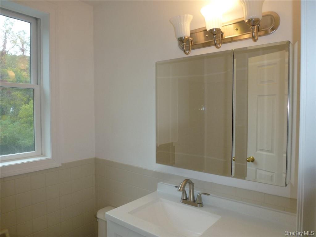 1217 E Main Street – For Rent photo 8