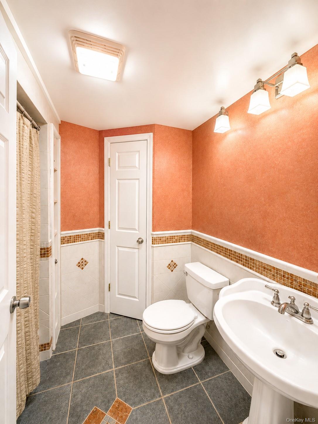 145 Lincoln Avenue – For Sale photo 20