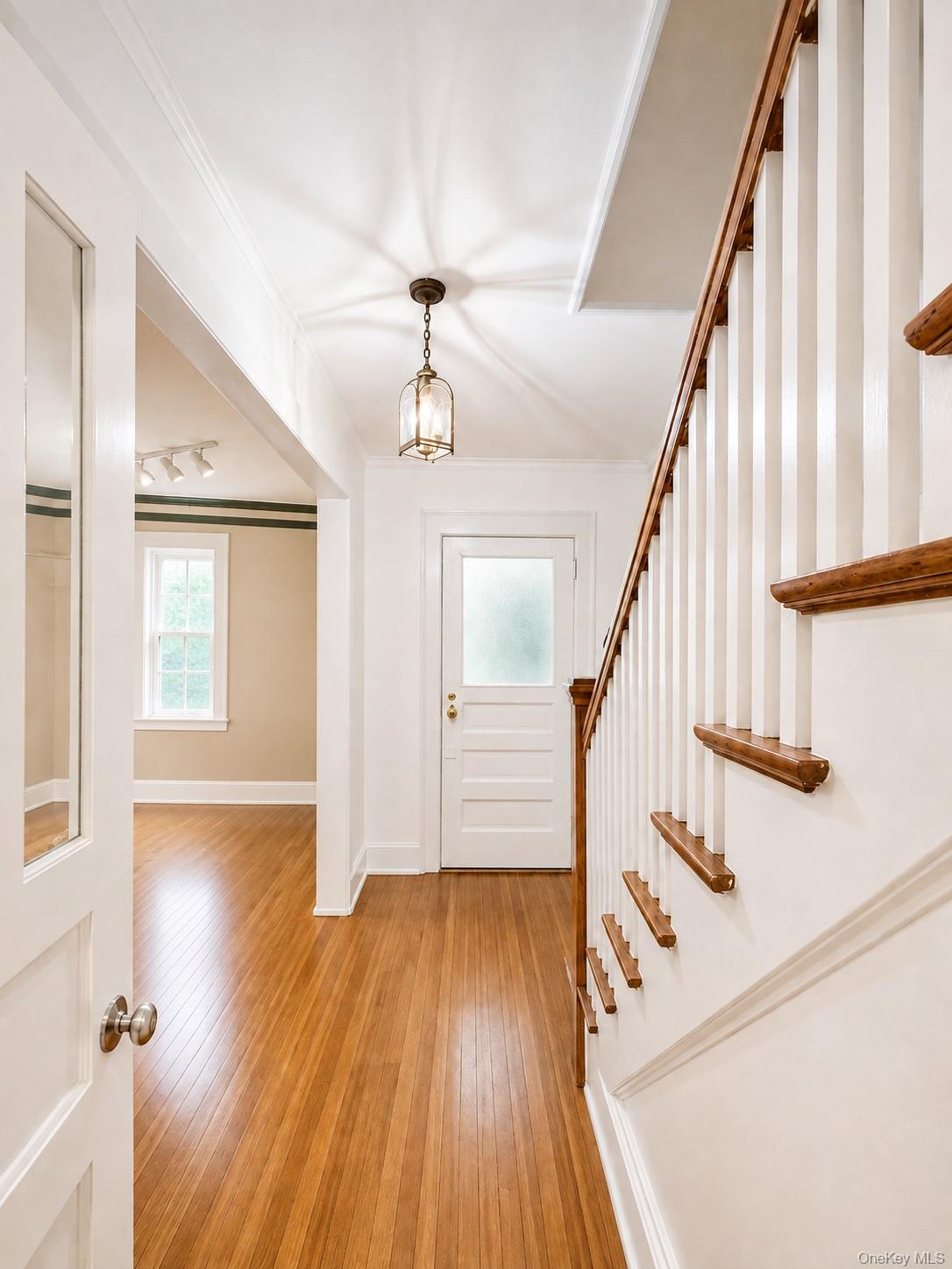 145 Lincoln Avenue – For Sale photo 3