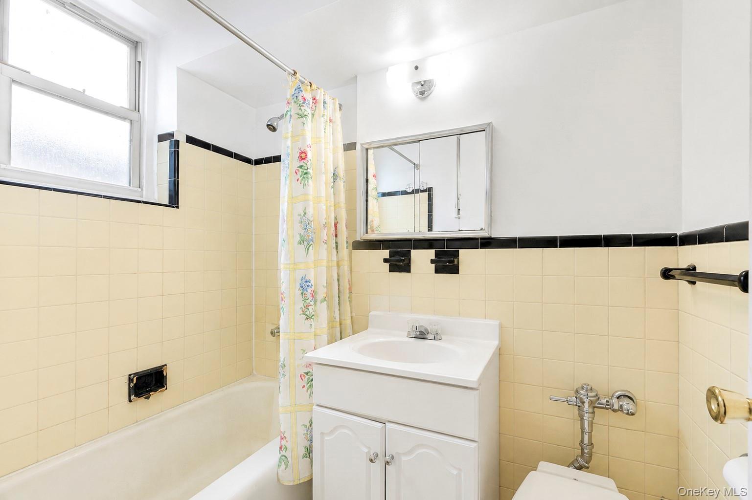 84-50 169th Street, Unit 607 photo 26