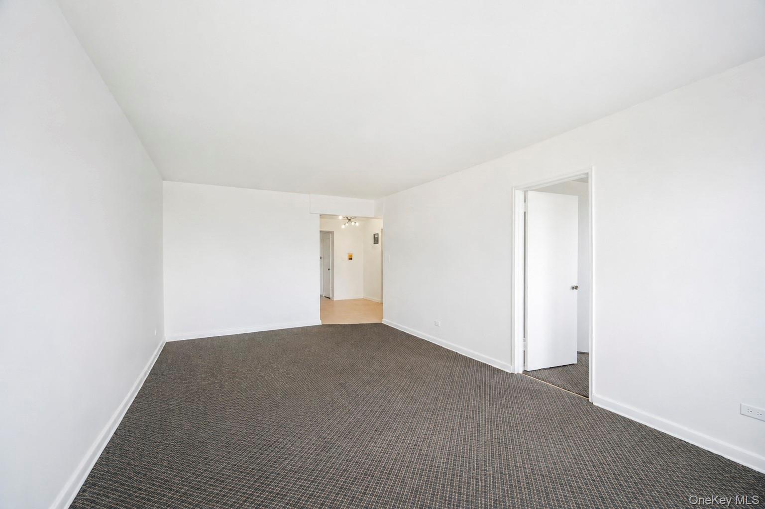 84-50 169th Street, Unit 607 photo 15