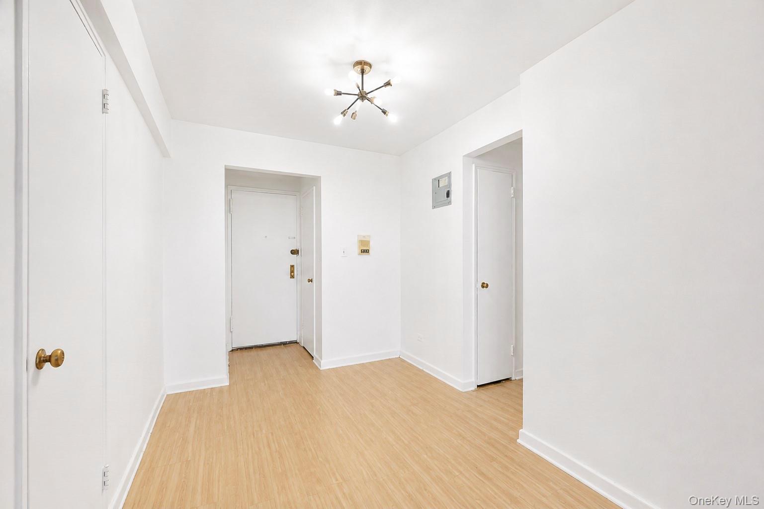 84-50 169th Street, Unit 607 photo 18