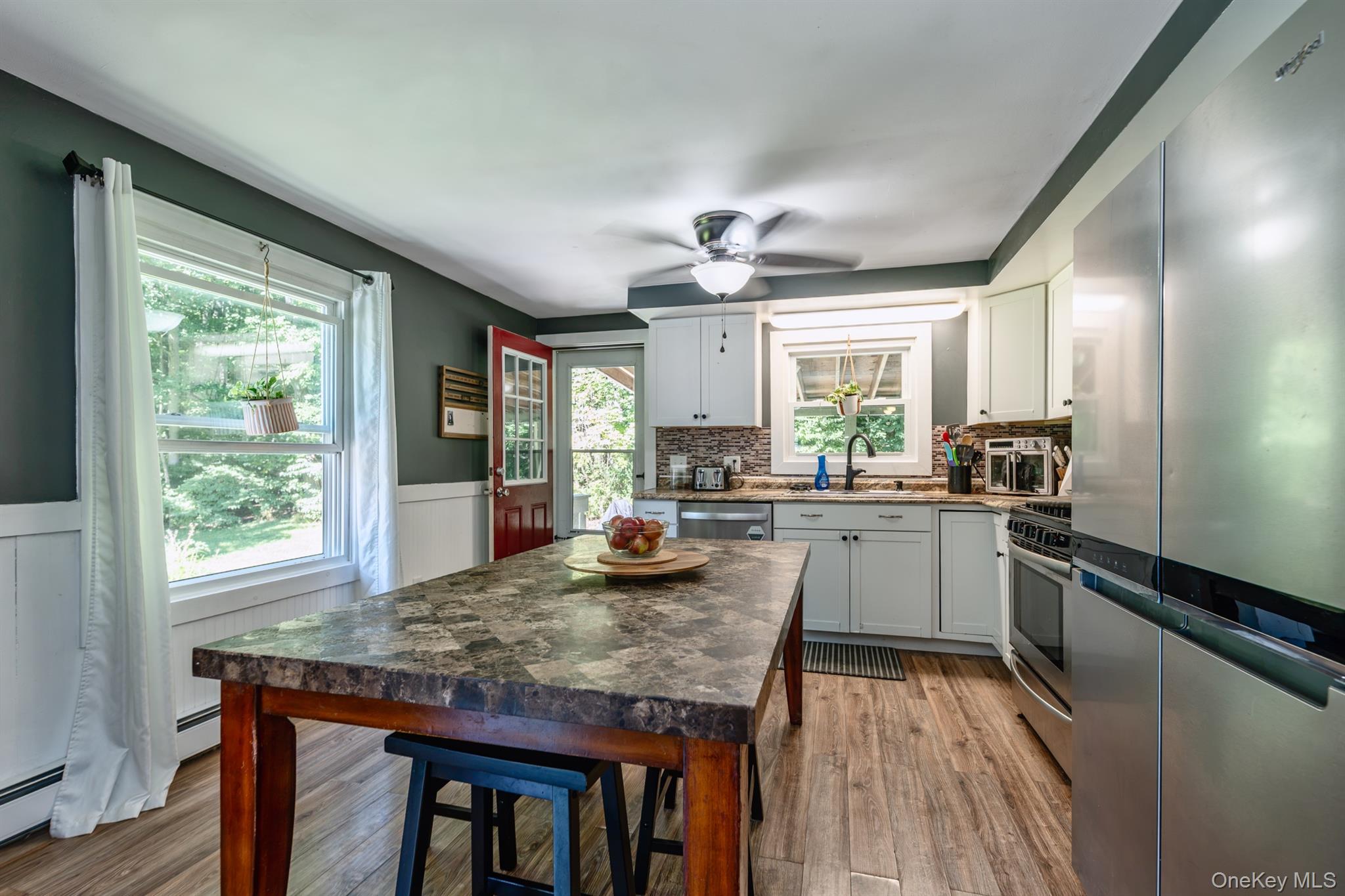 28 Buck Lane – For Sale photo 20