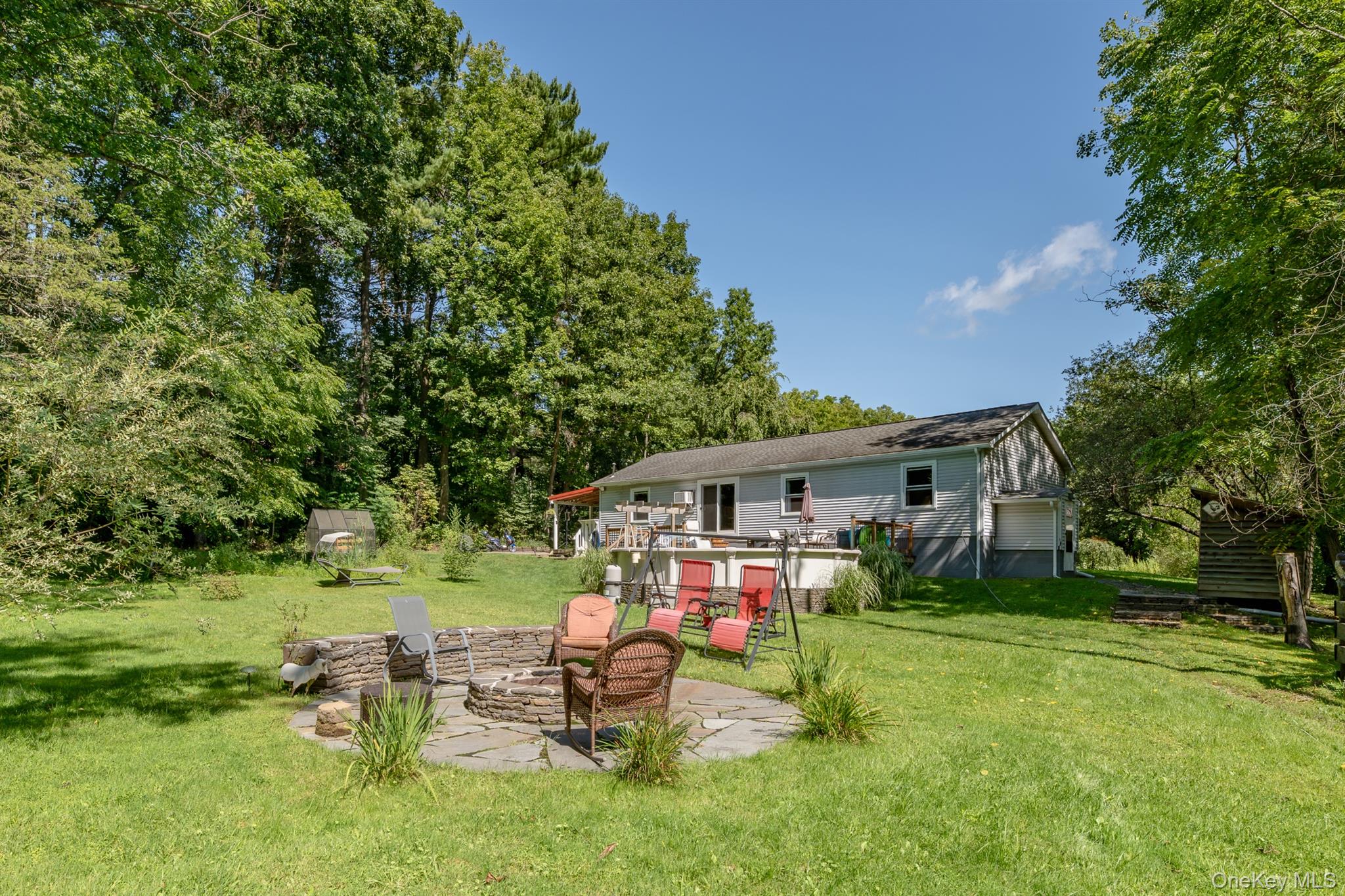 28 Buck Lane – For Sale photo 3