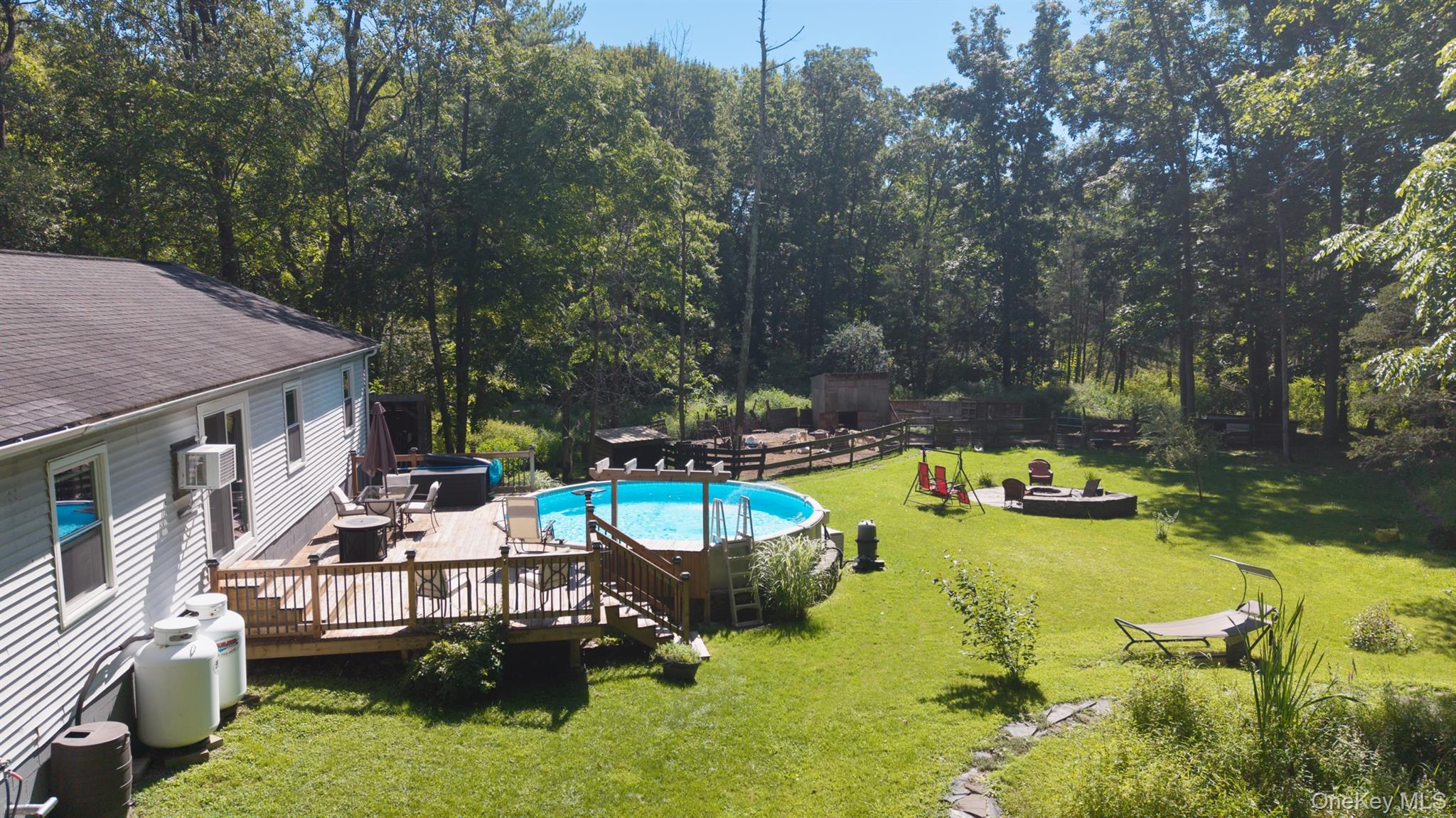 28 Buck Lane – For Sale photo 49
