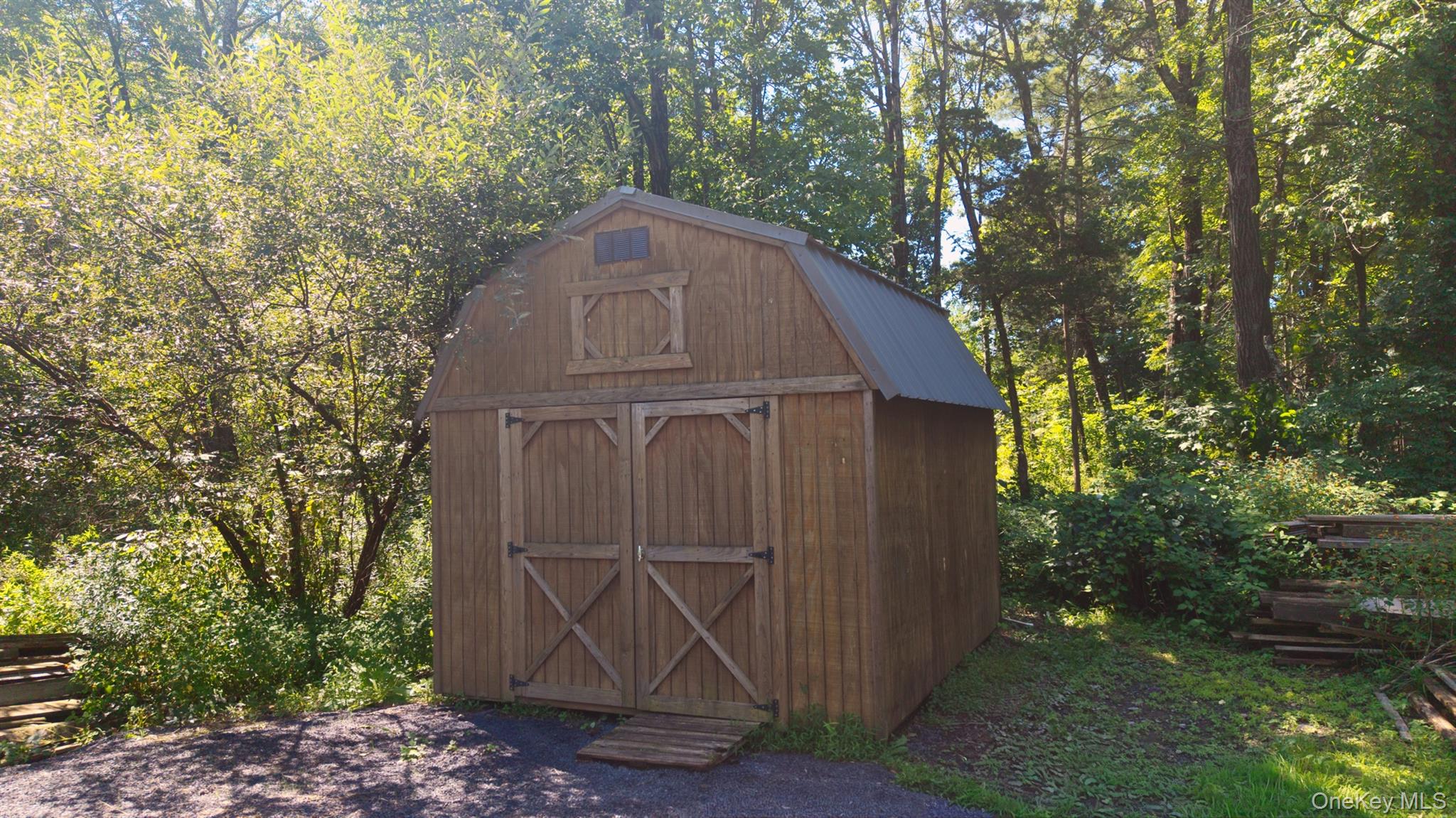 28 Buck Lane – For Sale photo 48