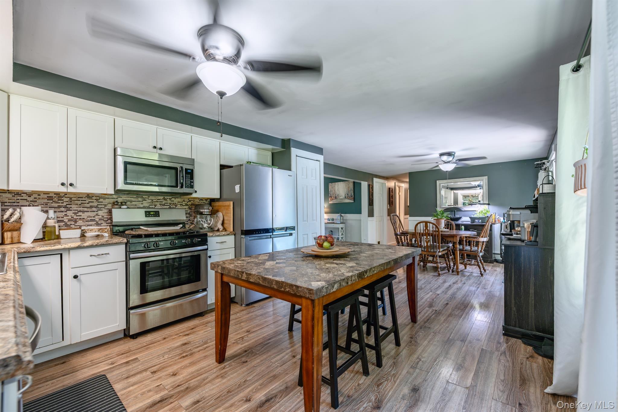 28 Buck Lane – For Sale photo 21