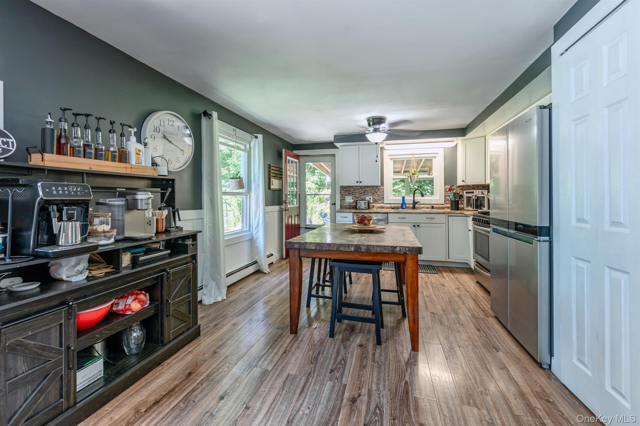 28 Buck Lane – For Sale photo 18