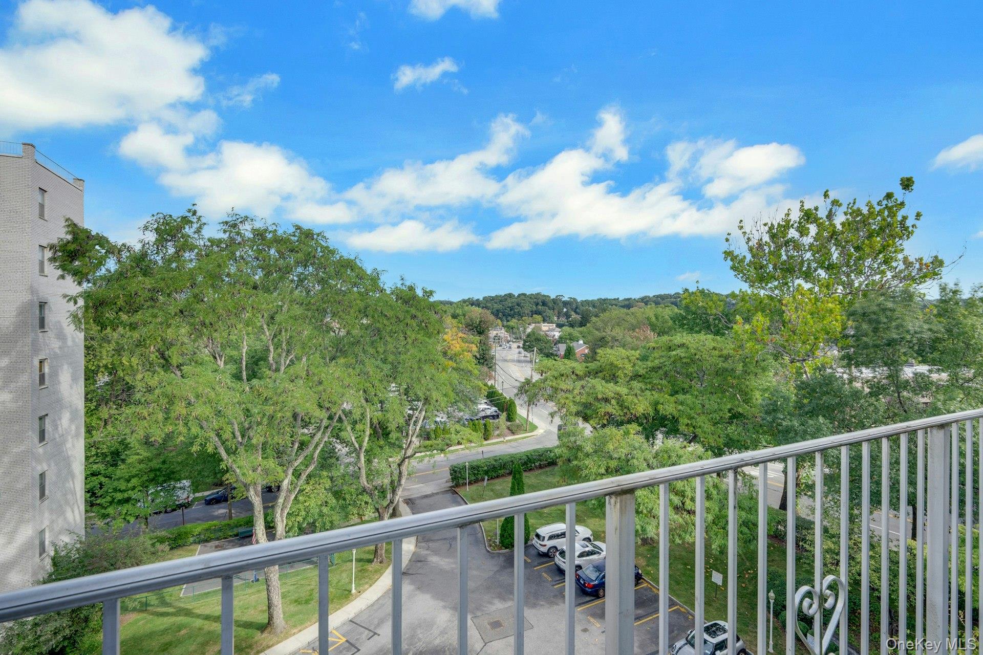 499 N Broadway, Unit 6B photo 7