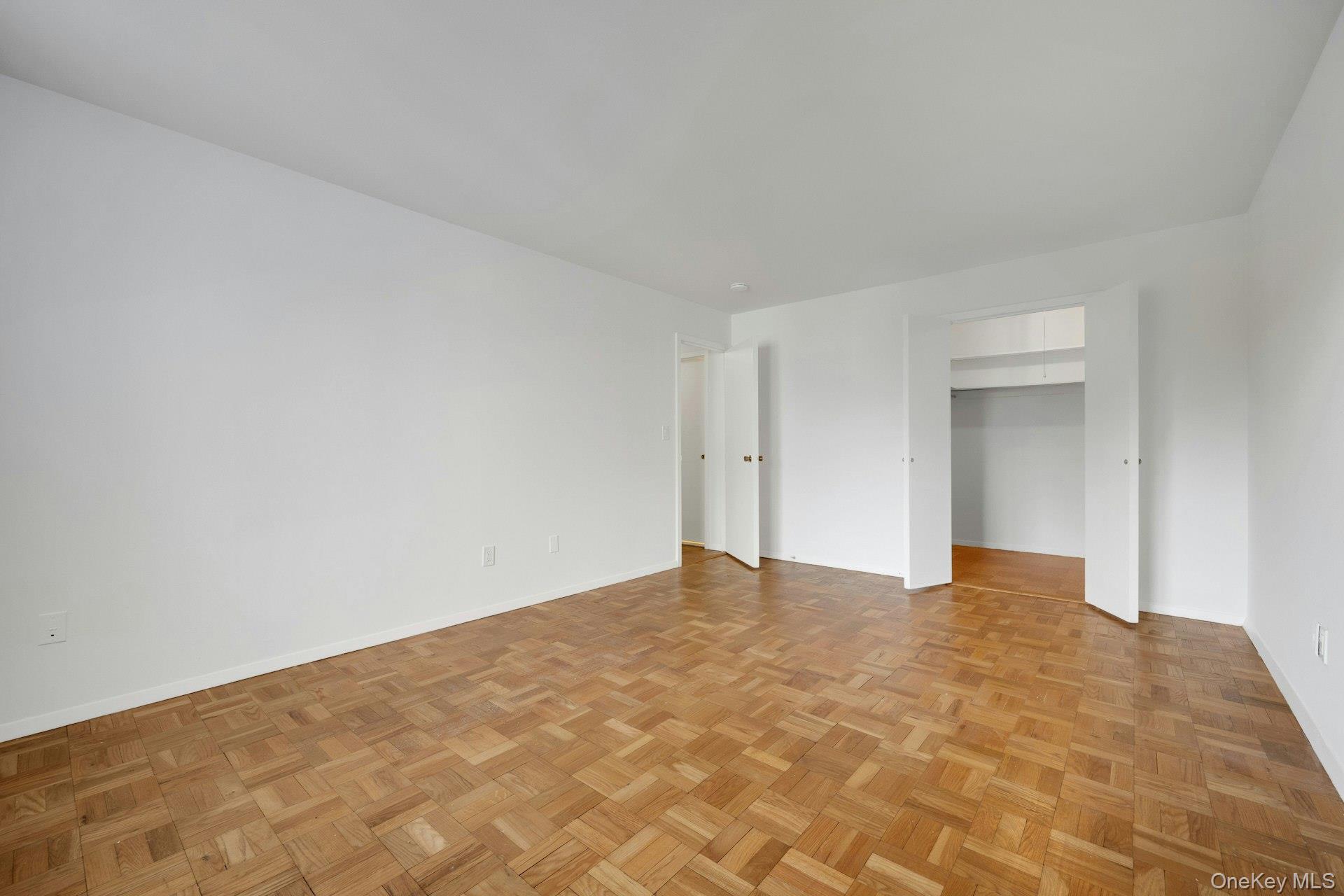 499 N Broadway, Unit 6B photo 12