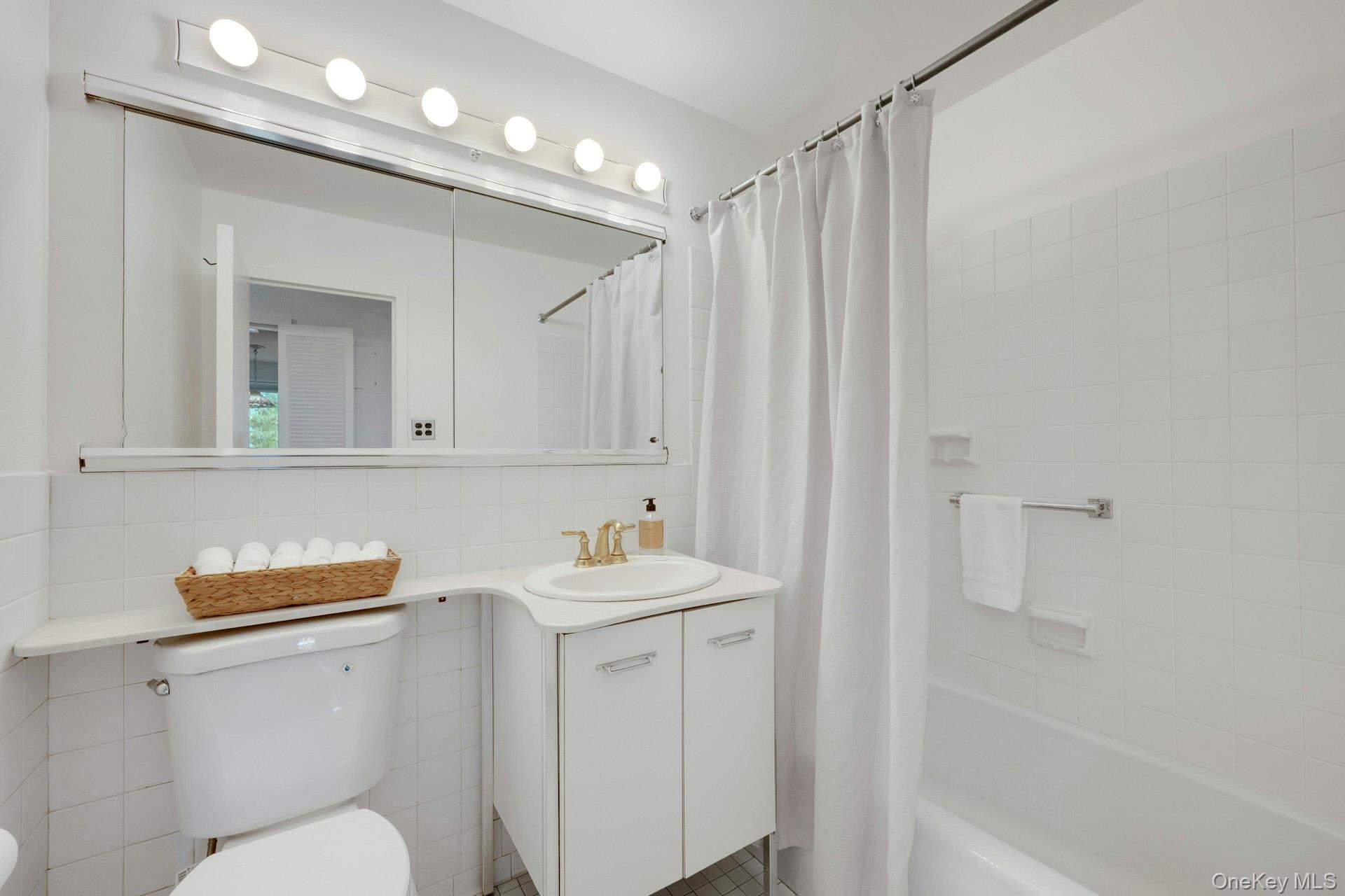 499 N Broadway, Unit 6B photo 10