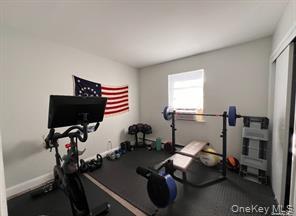 885 E Park Avenue, Unit Upper photo 7