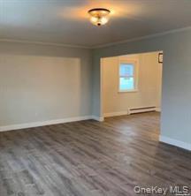 885 E Park Avenue, Unit Upper photo 3