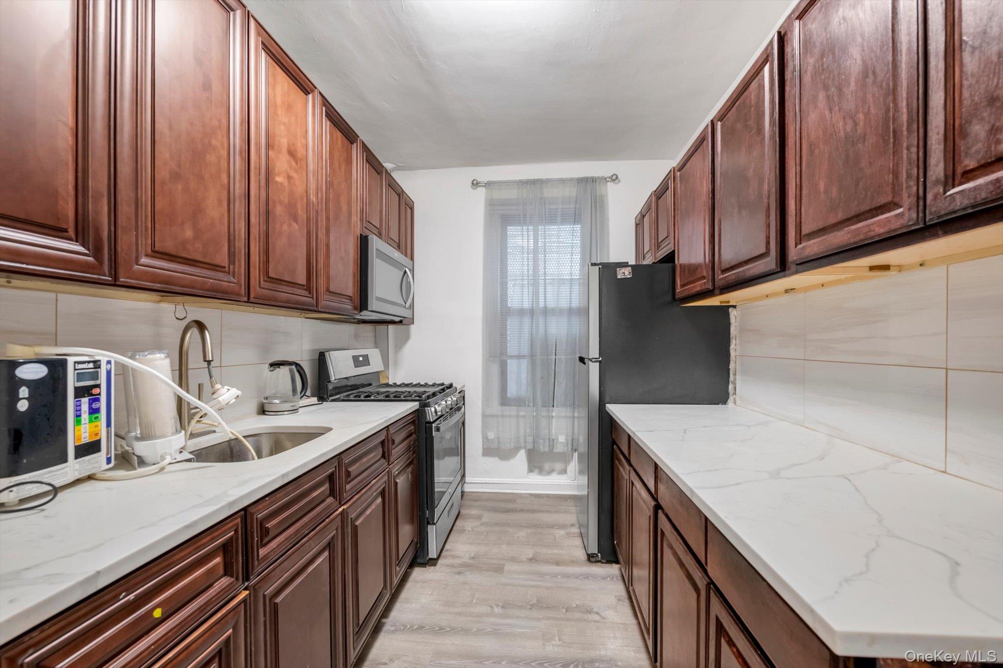 1711 Davidson Avenue, Unit 1N