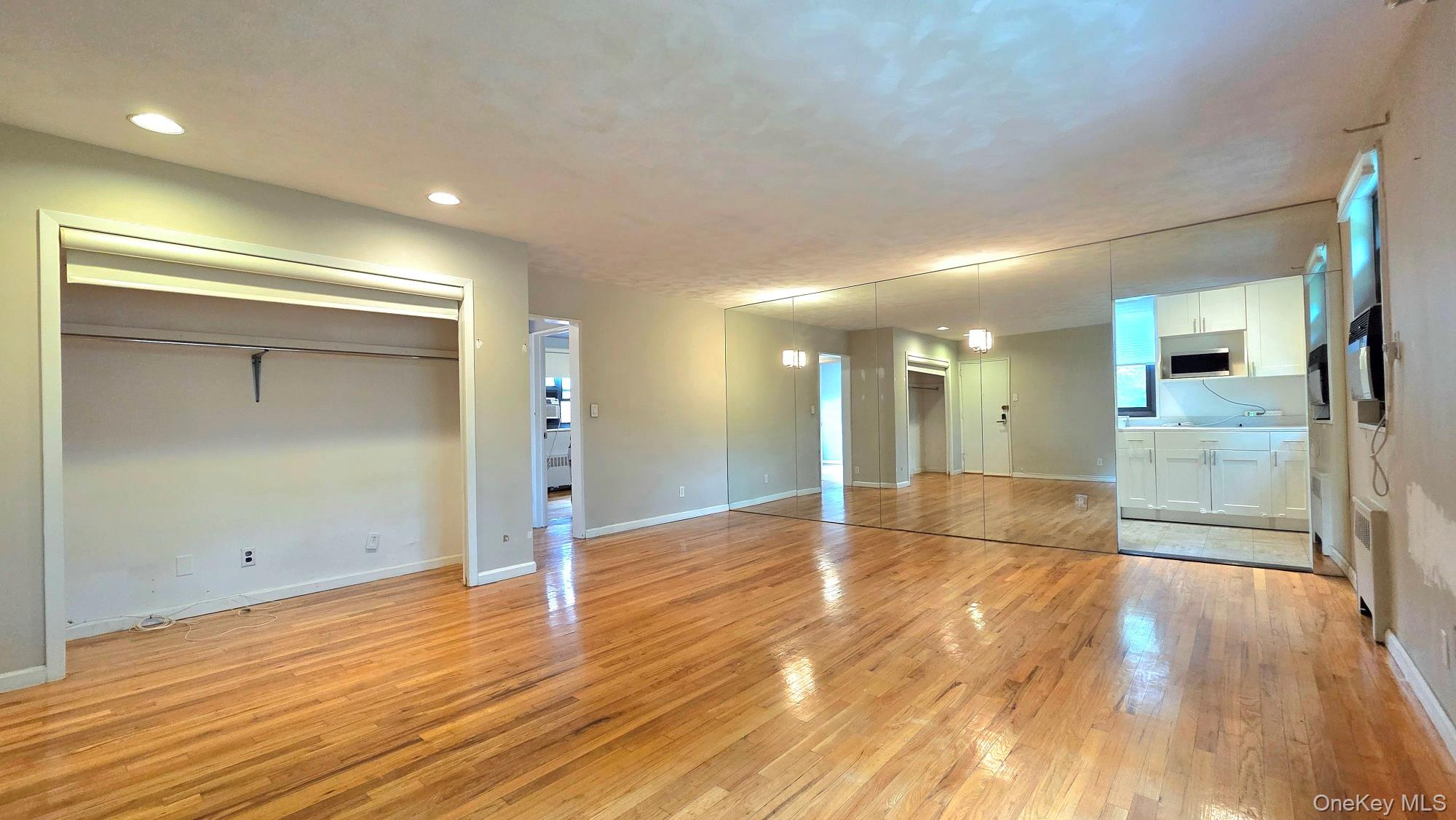 163-70 17th Avenue, Unit Upper Leve photo 12