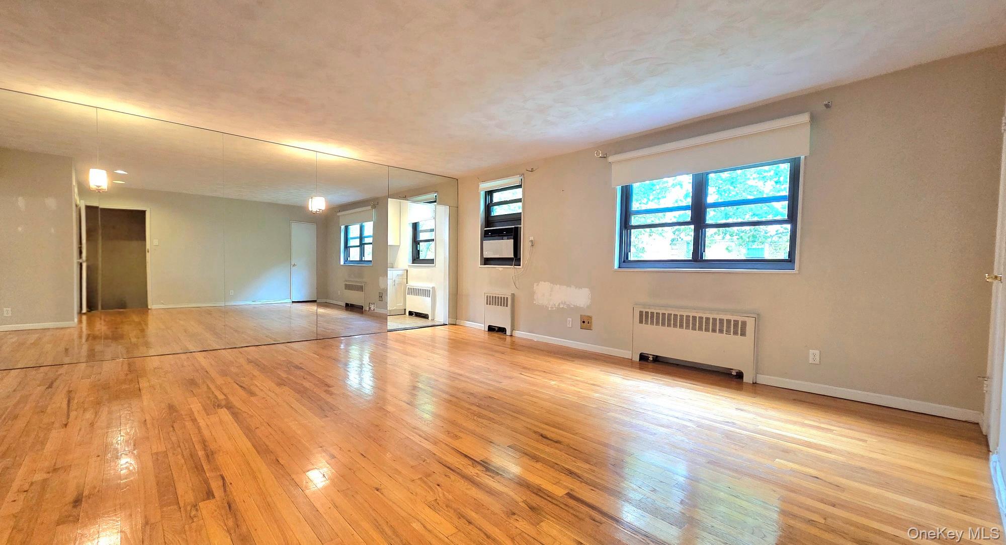 163-70 17th Avenue, Unit Upper Leve photo 11