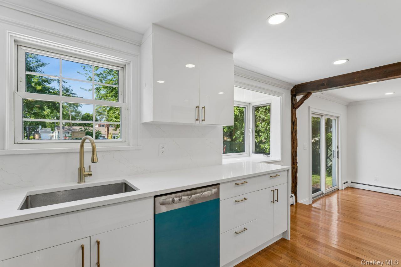 98 Rose Place – For Rent photo 17