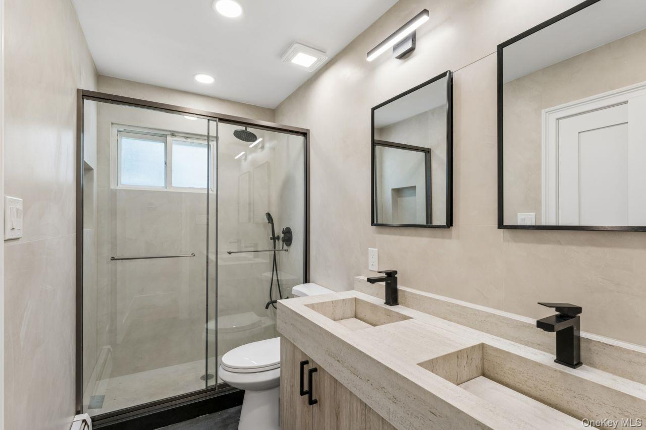 98 Rose Place – For Rent photo 6