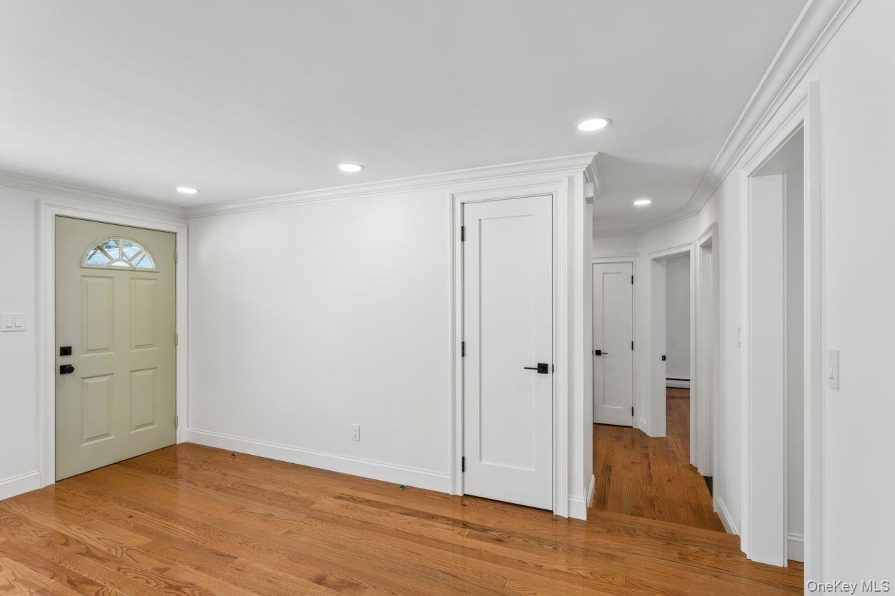 98 Rose Place – For Rent photo 5