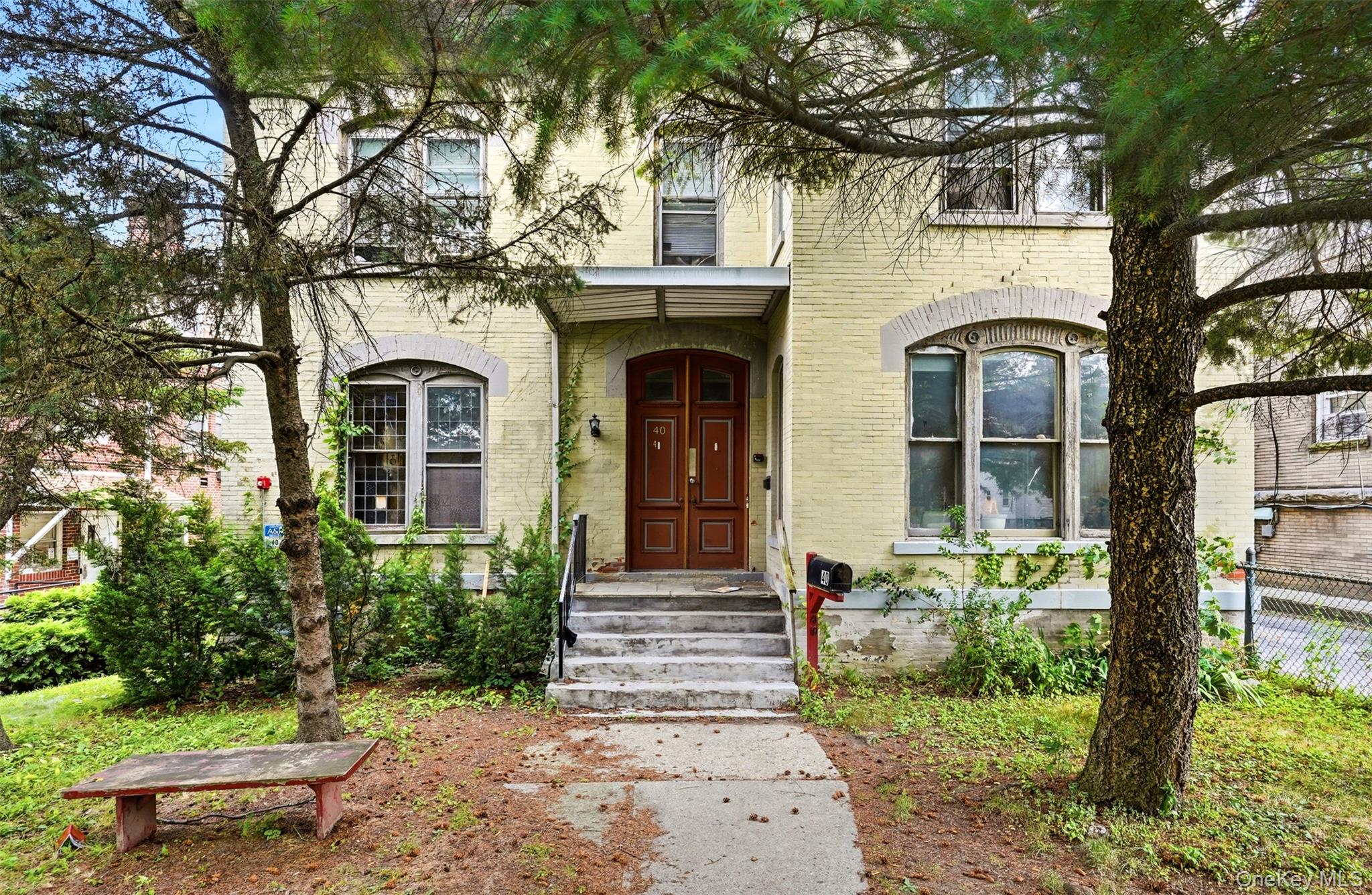40 S Hamilton Street – For Sale