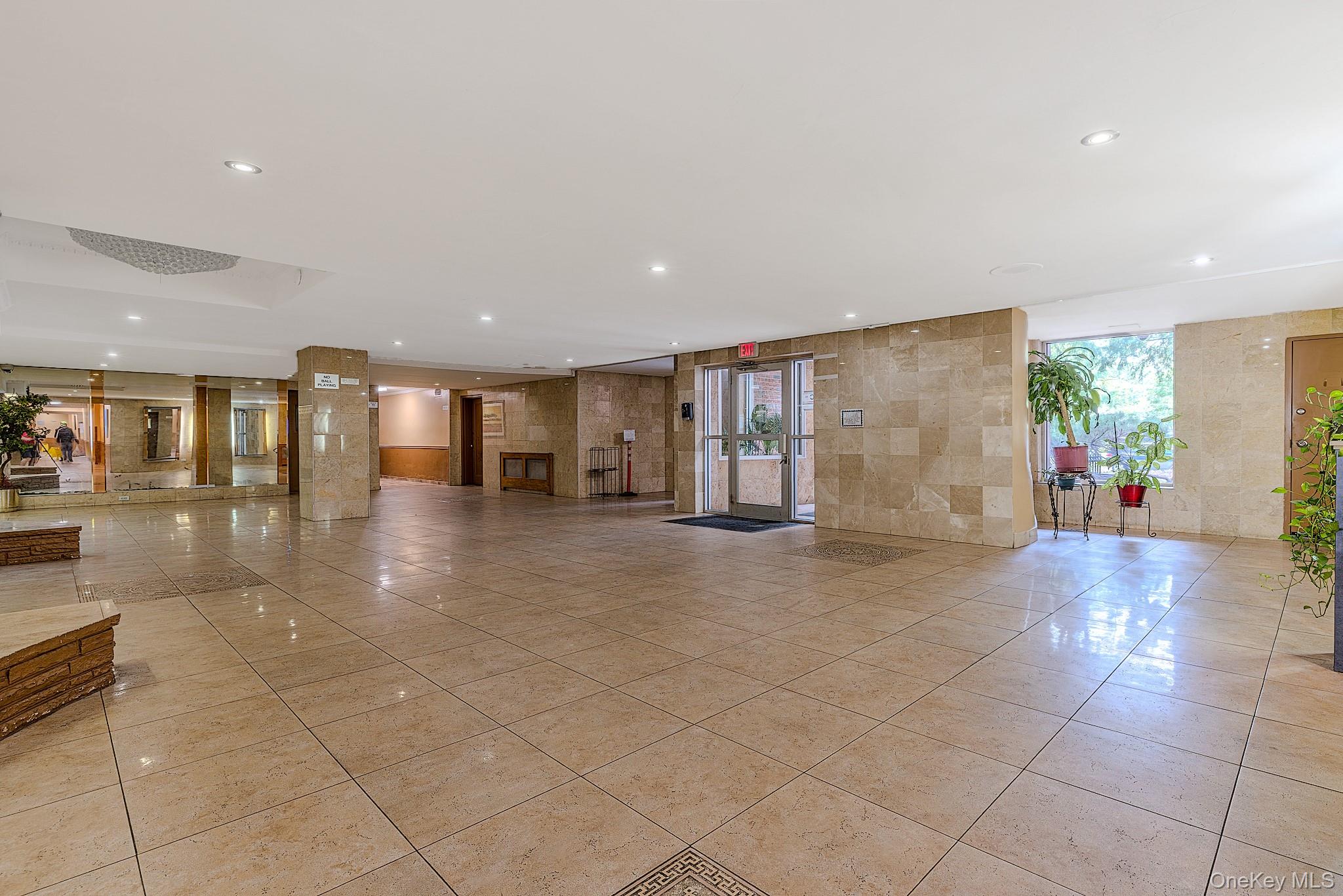 2727 Ocean Parkway, Unit D18 photo 3