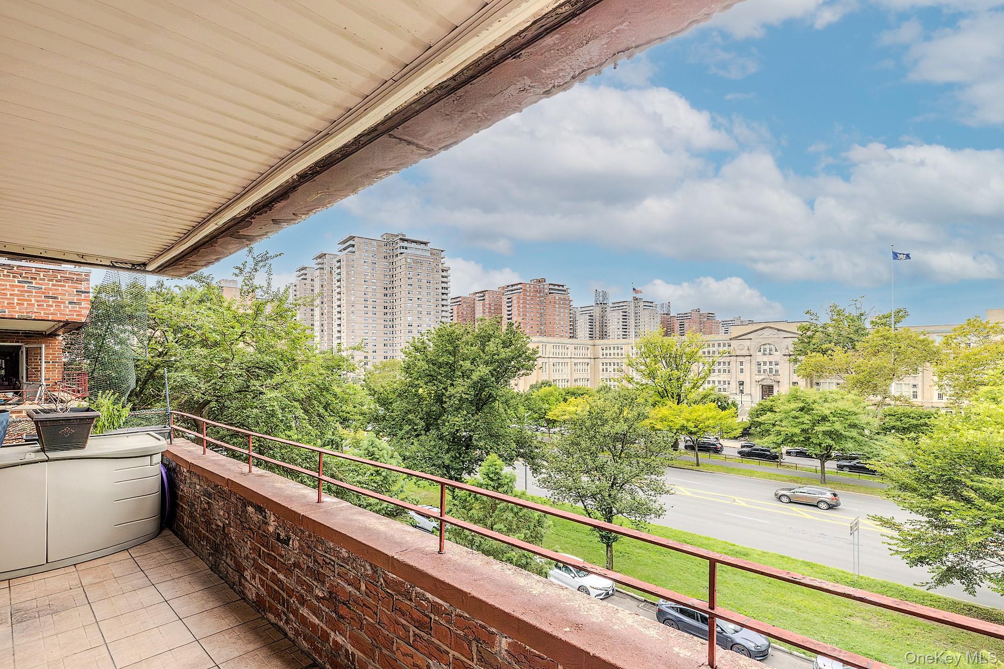 2727 Ocean Parkway, Unit D18 photo 21