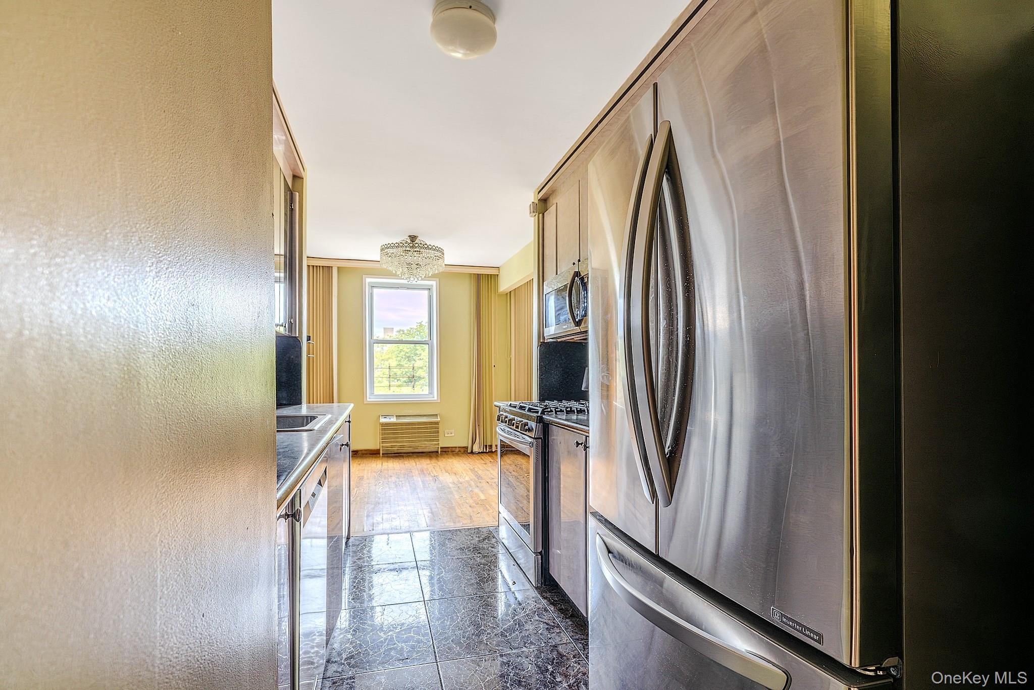 2727 Ocean Parkway, Unit D18 photo 11