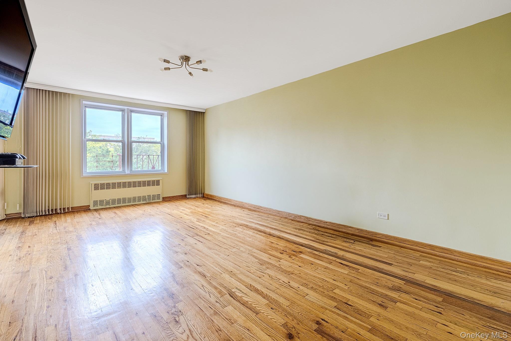2727 Ocean Parkway, Unit D18 photo 2