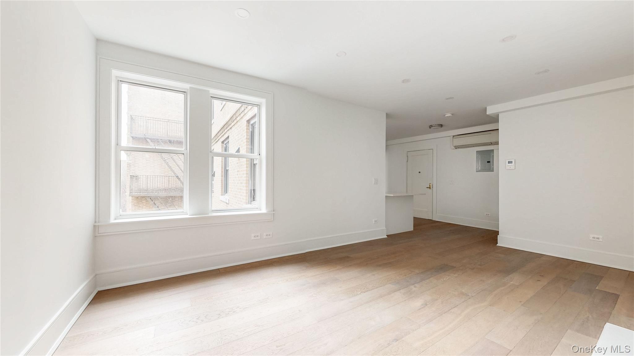14809 Northern Boulevard, Unit 5M photo 11