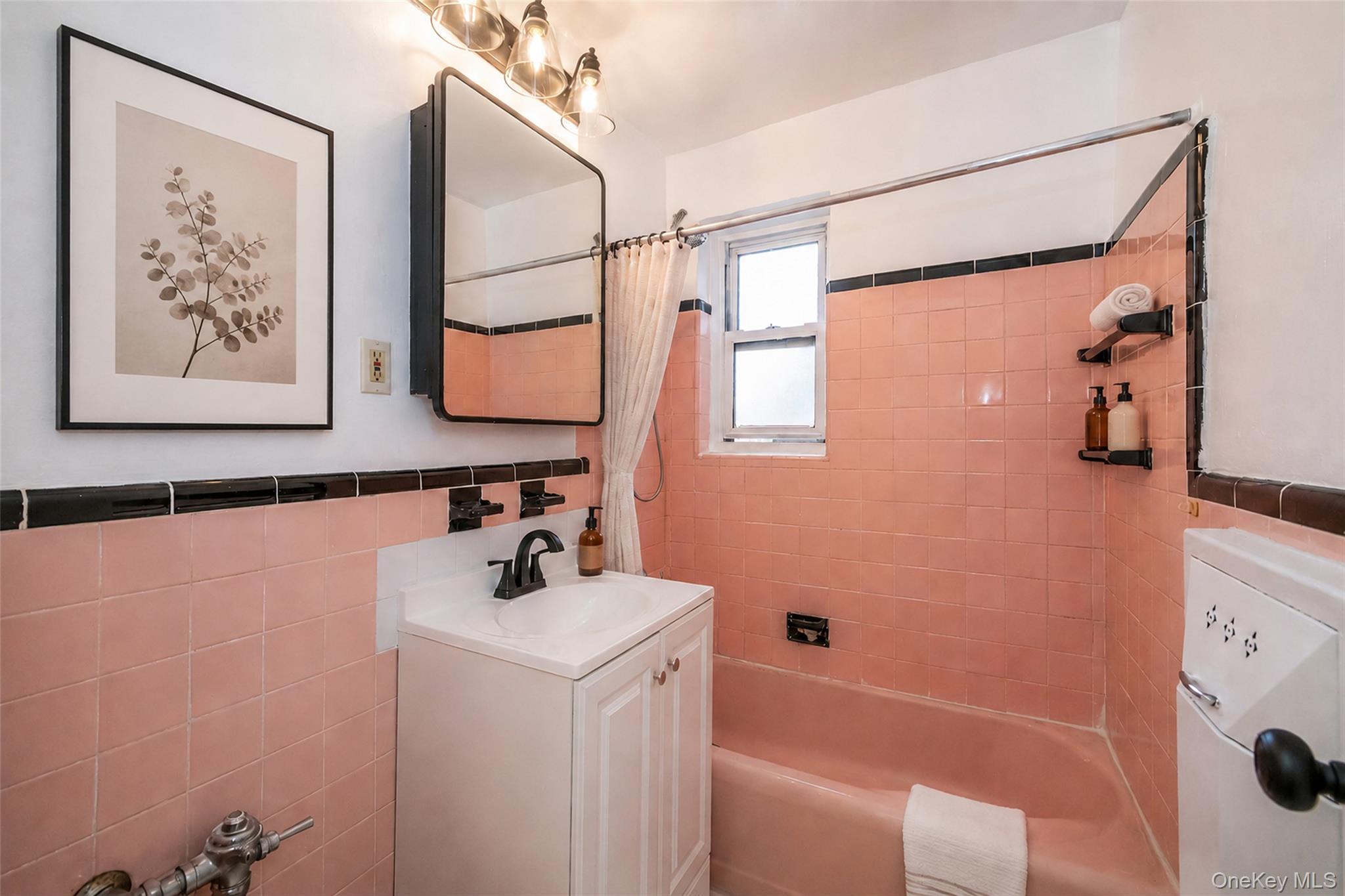 70 Locust Avenue, Unit B405 photo 19