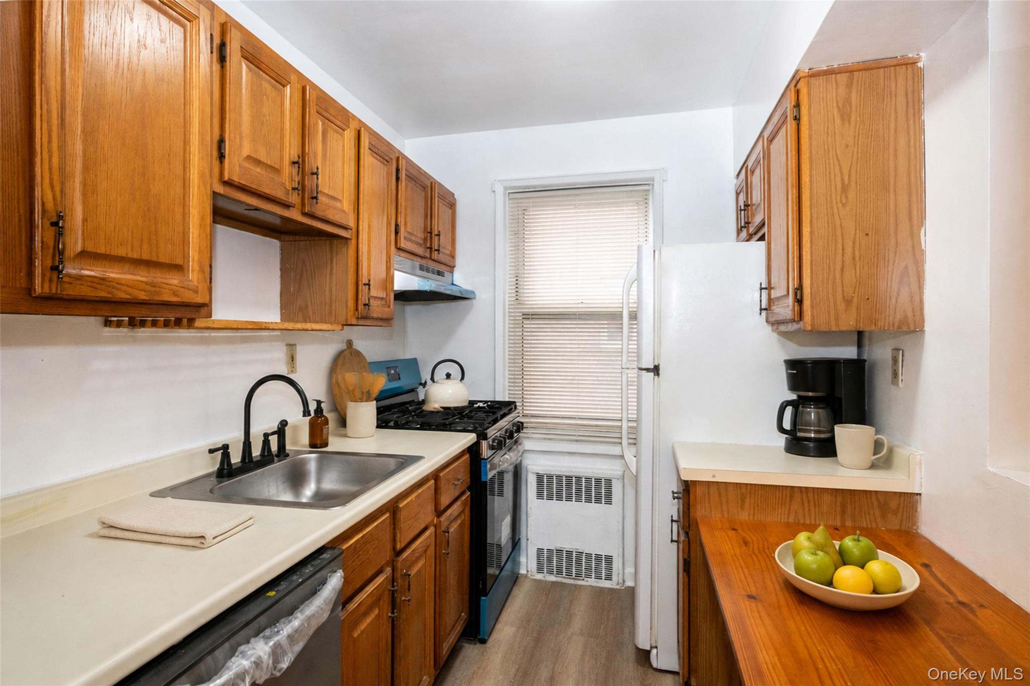 70 Locust Avenue, Unit B405 photo 16