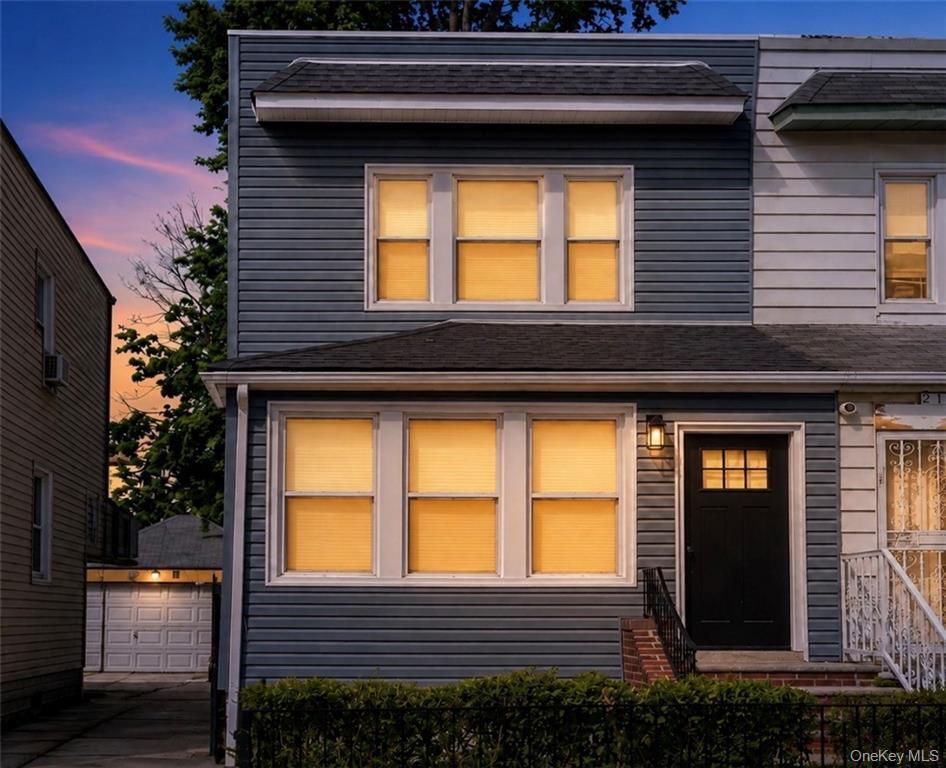 214 E 38th Street – For Sale